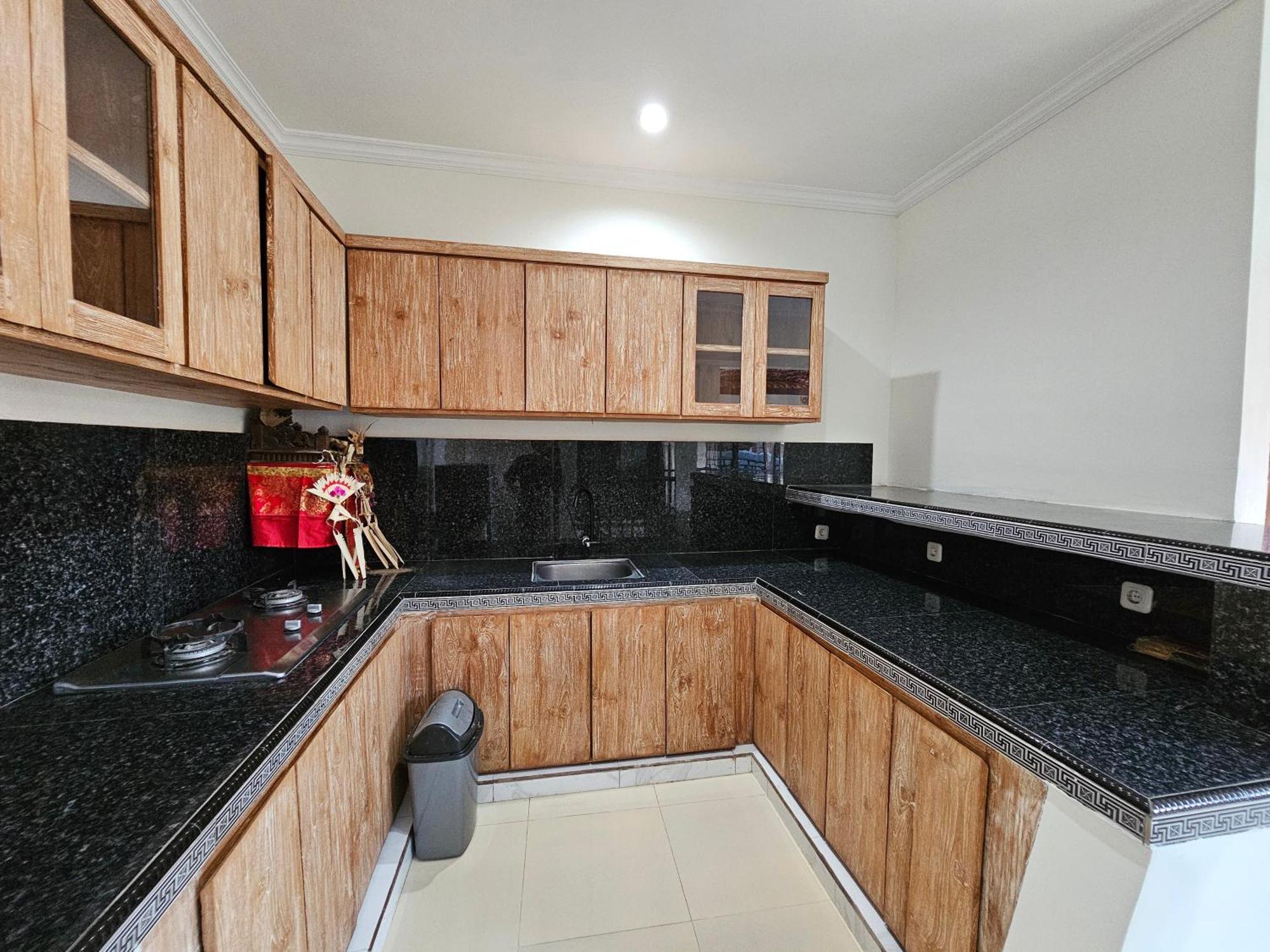 Tegalsari Guest House Canggu Екстер'єр фото