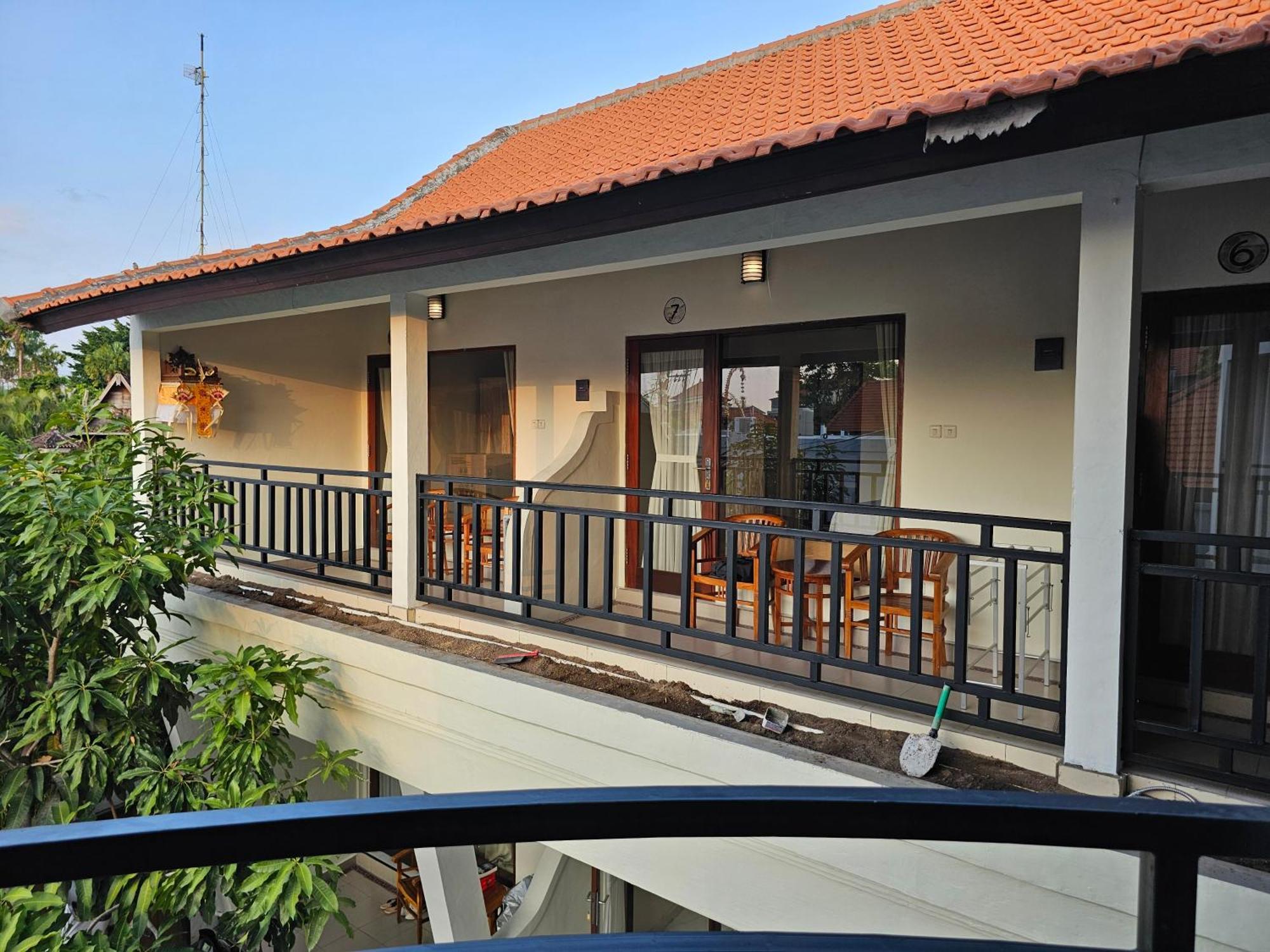 Tegalsari Guest House Canggu Екстер'єр фото